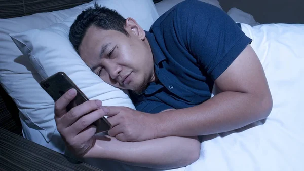 Asian Husband Sleeping - Smart phone addict Stock Photos, Royalty Free Smart phone addict Images |  Depositphotos