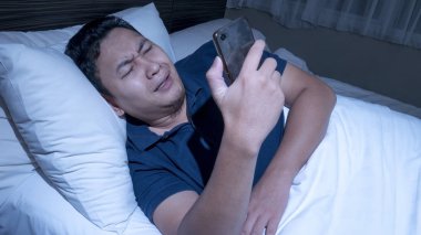 Gece yarısı telefonda kötü haber alma