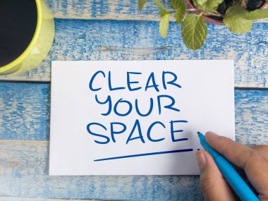 Alanınızı Temizleyin, Motivasyonel Kelimeler Tırnak Kavramı