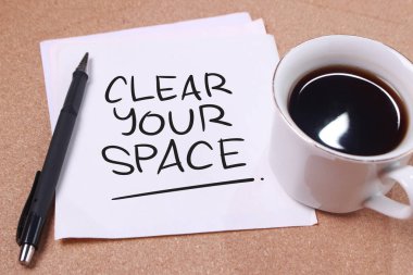 Alanınızı Temizleyin, Motivasyonel Kelimeler Tırnak Kavramı