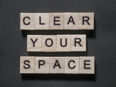 Alanınızı Temizleyin, Motivasyonel Kelimeler Tırnak Kavramı