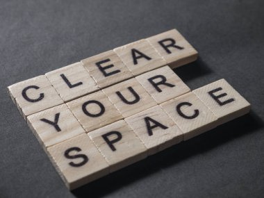 Alanınızı Temizleyin, Motivasyonel Kelimeler Tırnak Kavramı