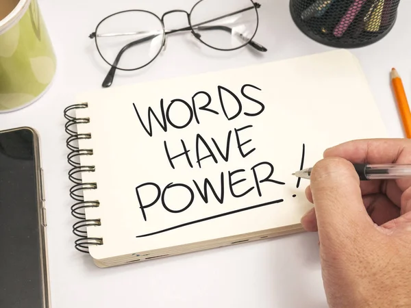 Le parole hanno potere, parole motivazionali Citazioni Concetto — Foto Stock