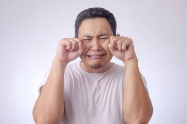 Komik Asya adam ağlıyor