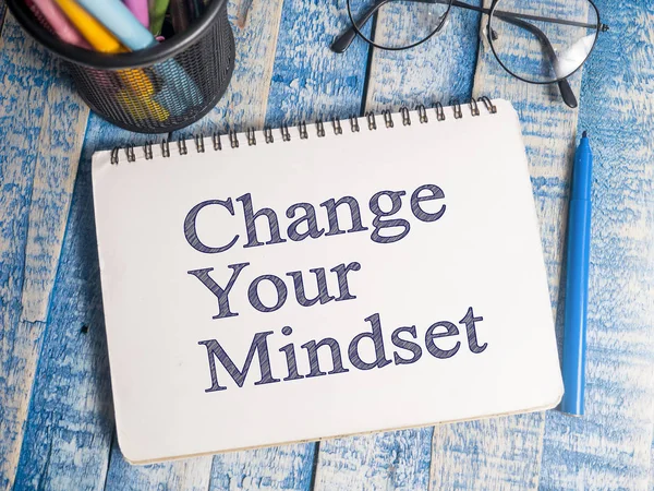 Senin Mindset değiştirmek, motivasyon kelimeler kavramı Quotes — Stok fotoğraf