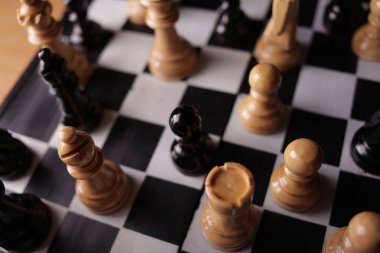 Satranç, Yakın Görüntü 