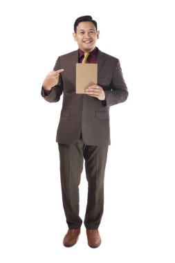 Kitaplı Asyalı İşadamı