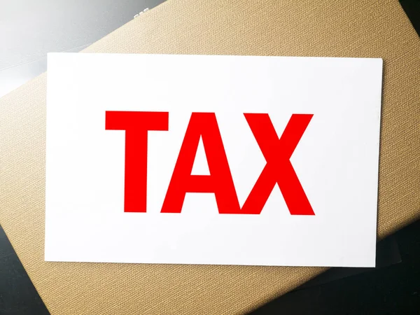 Tax, motiverende zakelijke woorden citaten concept — Stockfoto