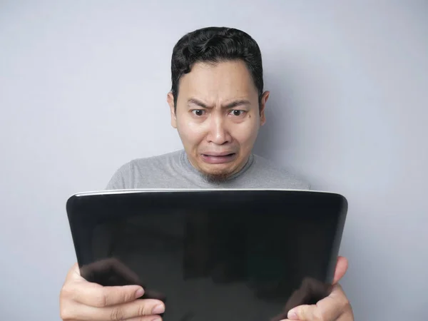 Engraçado asiático homem chorando — Fotografia de Stock