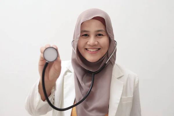 Bella Asiatica Musulmana Medico Femminile Che Indossa Hijab Vogliono Fare — Foto Stock