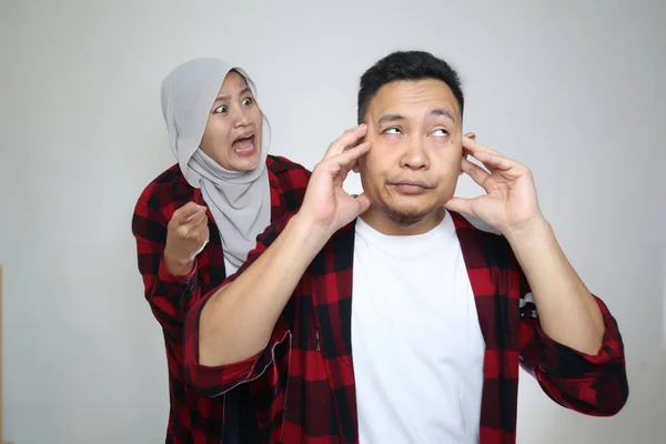 Porträt Eines Asiatischen Muslimischen Paares Das Sich Streitet Sich Streitet — Stockfoto