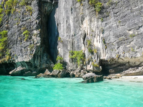 Μικρή Παραλία Στο Νησί Phi Phi Leh Επαρχία Κράμπι Ταϊλάνδη — Φωτογραφία Αρχείου