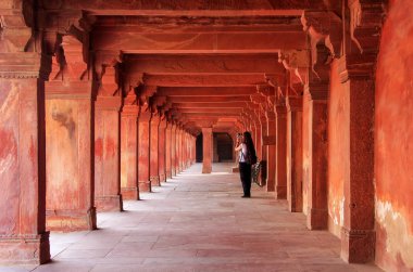 Panch Mahal Fatehpur Sikri, Uttar Pradesh, Hindistan sütunlu. Fatehpur Sikri Hindistan'da Babür mimarisinin en iyi korunmuş örneklerinden biridir.
