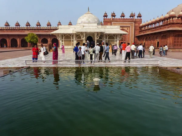 Fatehpur Sikri Inde Nov Des Personnes Non Identifiées Tiennent Devant — Photo