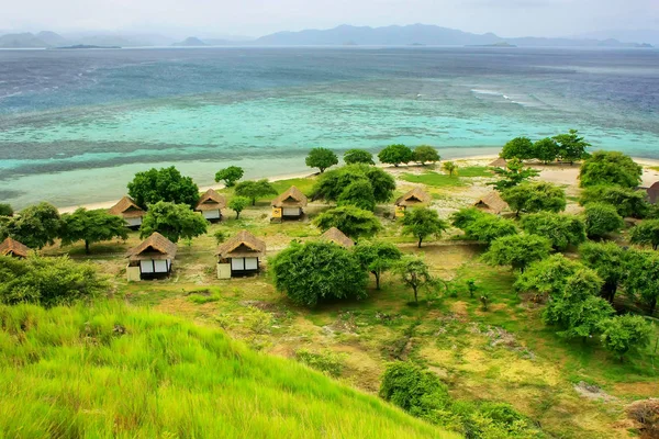 Pequeño Resort Isla Kanawa Mar Flores Nusa Tenggara Indonesia Isla — Foto de Stock