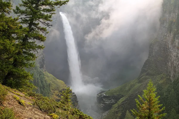 Helmcken Falls Mlha Wells Gray Provincial Park British Columbia Kanada — Stock fotografie