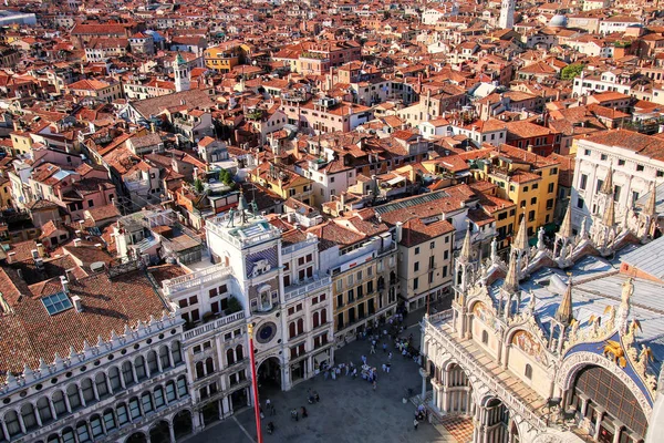 Utsikt över Venedig från Markusplatsen Campanile, Italien — Stockfoto