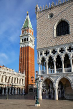 Piazzetta San Marco St Mark's Campanile ve Palazzo Ducale ile 