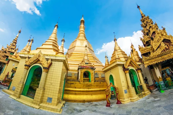 Пагода Суле Центре Бывшей Столицы Мьянмы Построен Перед Пагодой Шведагон — стоковое фото