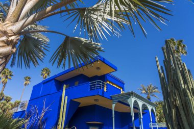 Marakeş, Fas - 5 Haziran 2013: Majorelle Garden, Fas 'ın Marakeş şehrinde bir botanik bahçesi.. 