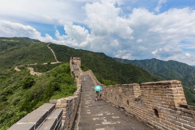Pekin, Çin - 28 Temmuz 2017: Çin Halk Cumhuriyeti Pekin yakınlarındaki rahim duvarı