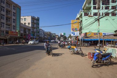 BAGO, MYANMAR - 25 Aralık 2017, Bago şehir merkezi, daha önce Hanthawaddy olarak bilinen Burma 'nın Bago Bölgesi' nin başkenti. Yangon 'un 50 mil (80 km) kuzeydoğusunda yer almaktadır..