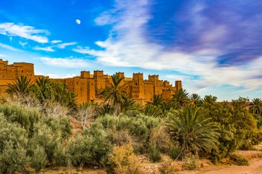Ouarzazate, Fas 'ta gün batımında Ait benhaddou kasbah