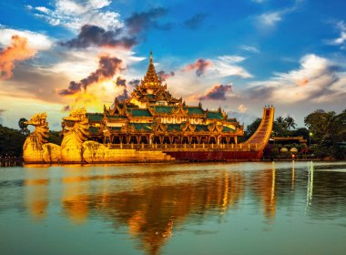 Karaweik Sarayı, Yangon, Myanmar
