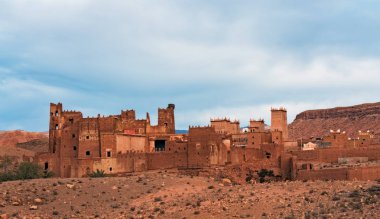 Abandoned kasbah near Ouarzazate, Morocco clipart