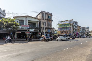 BAGO, MYANMAR - 25 Aralık 2017, Bago şehir merkezi, daha önce Hanthawaddy olarak bilinen Burma 'nın Bago Bölgesi' nin başkenti. Yangon 'un 50 mil (80 km) kuzeydoğusunda yer almaktadır..
