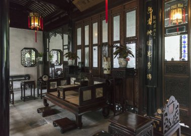 Suzhou, Çin - 5 Ağustos 2017: Jiangsu mütevazı yönetimin bahçesi ve kanalı ile ünlüdür, Suzhou. Unesco Dünya Mirası 'nın bir parçasıdır..