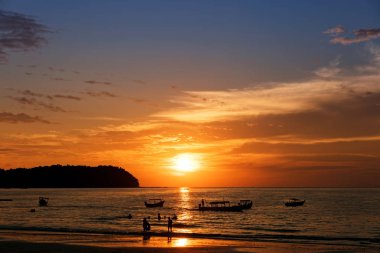 Ngapali sahilinde gün batımı, Myanmar