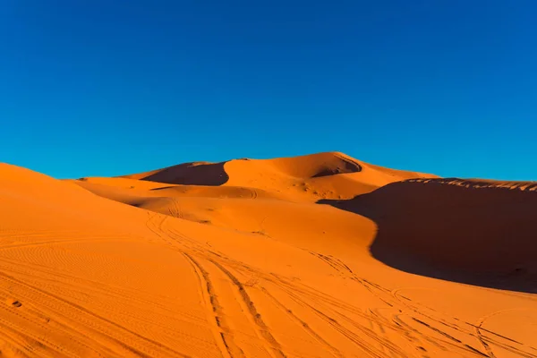 Desierto Del Sahara Cerca Del Pueblo Merzouga — Foto de Stock