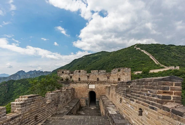 Çin Halk Cumhuriyeti Nde Pekin Yakınlarında Büyük Bir Duvar — Stok fotoğraf