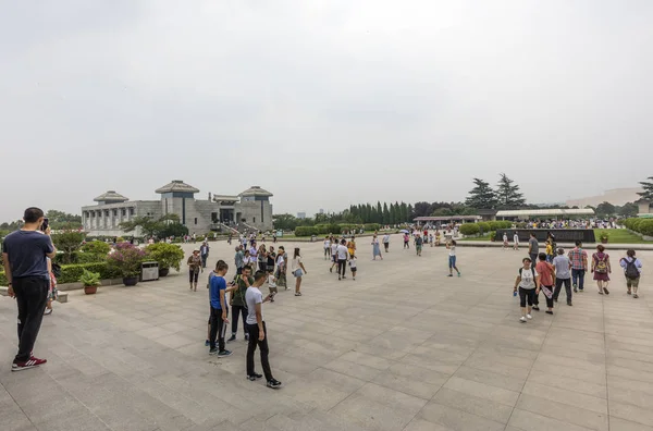 Xian China August 2017 Menschen Besuchen Museum Der Terrakota Krieger — Stockfoto