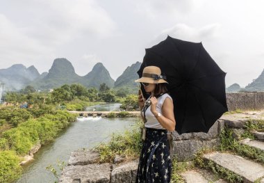 Yangsuo, Çin - 2 Ağustos 2017: Yangshuo, Guangxi, Çin