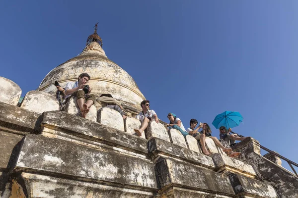Баган Мьянма Декабря 2016 Года Неизвестные Люди Ждут Заката Пагоде — стоковое фото
