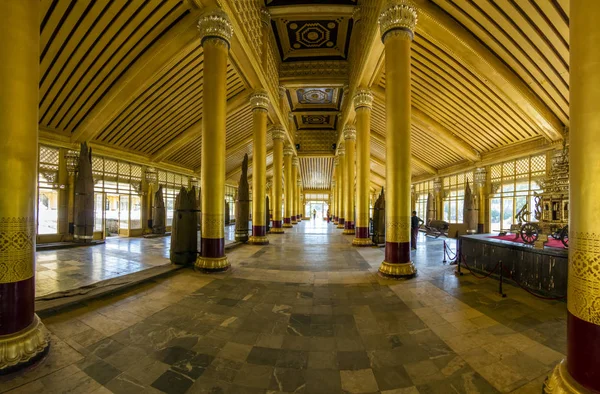 Палац Канбавазатхаді Баго Янма — стокове фото