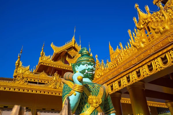 Templo Kuthodaw Pagoda Una Estupa Budista Ubicado Mandalay Birmania Myanmar — Foto de Stock