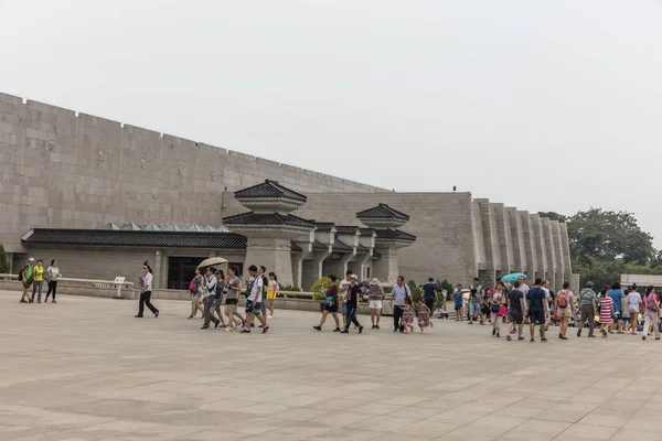 Xian China August 2017 People Visit Museum Terracota Warriors Xian — Stock Photo, Image