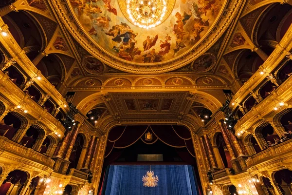 Будапест Хангари Ноября 2016 Венгерский Королевский Государственный Оперный Театр Считающийся — стоковое фото