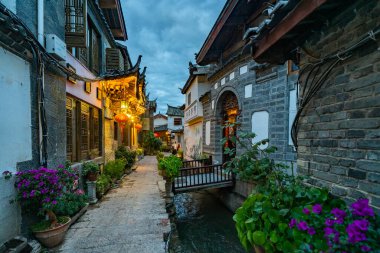 Lijiang, Yunnan, Çin - 8 Ağustos 2019: Lijiang eski kasabası.