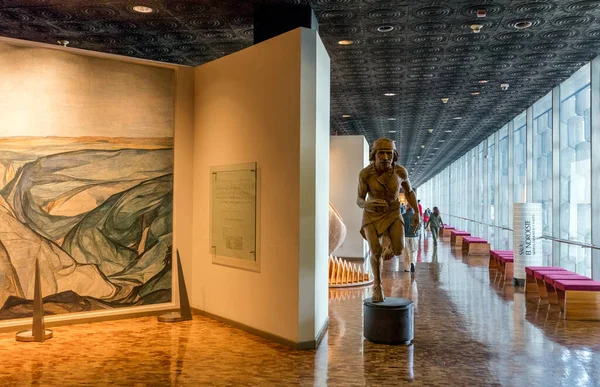 墨西哥城 2015年12月26日 墨西哥城国立人类学博物馆的内部 墨西哥访问量最大的博物馆 — 图库照片