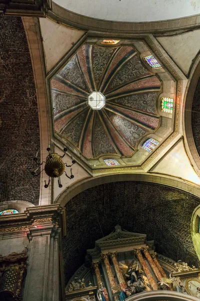Interiér Starého Křesťanského Kostela Mexiku — Stock fotografie