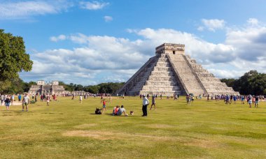Chichen itza, yucatan ve Meksika harabeleri.