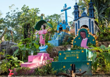 XCARET, MEXICO - 6 Ocak 2016 - Yucatan Yarımadası 'nın Karayipler kıyısındaki bir Maya uygarlığı arkeolojik alanı olan Xcaret' teki hayvan mezarlığı.