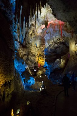 Yeraltı mağarasında müzenin içi