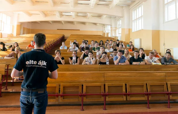 Budapest Hungria Setembro 2015 Estudantes Professores Não Identificados Universidade Elte — Fotografia de Stock