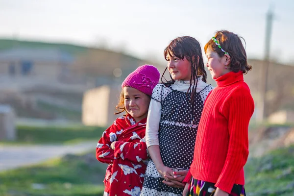 Personas Posando Aire Libre Uzbekistán — Foto de Stock