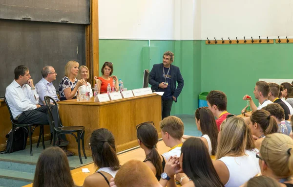 Budapest Hungary September 2015 Unidentified Students Auditorium Elte Budapest Eotvos — Stock Photo, Image